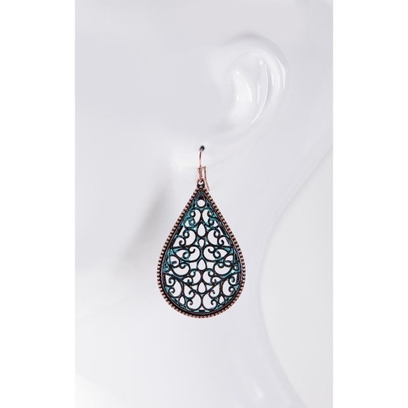 New Boutique Two Tone Metallic Black Gold Filigree Teardrop Dangle Earrings - Picture 2 of 3